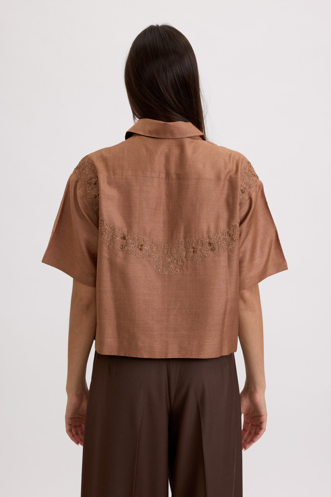 BOXY CROPPED SHIRT