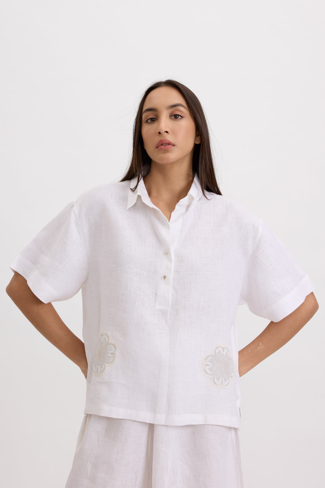 BOXY LUNA - WHITE