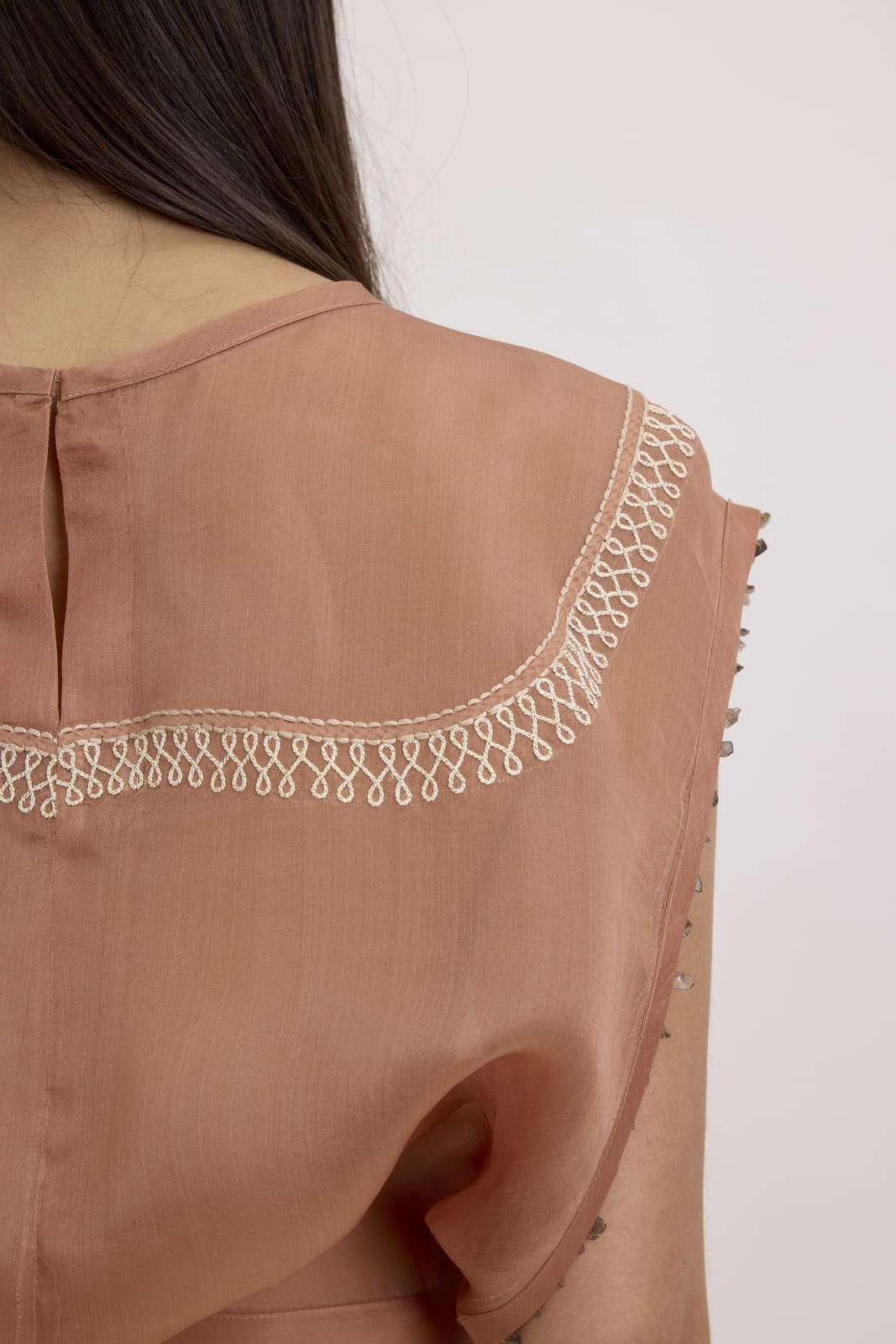 XXL OVER-LAYER TOP - TRUE BROWN