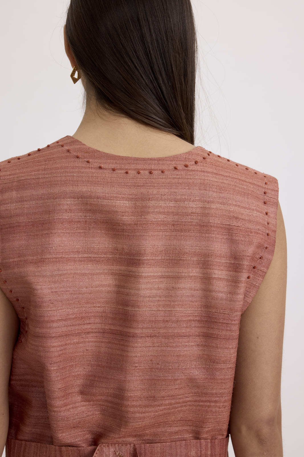 CRESCENT VEST - BRICK
