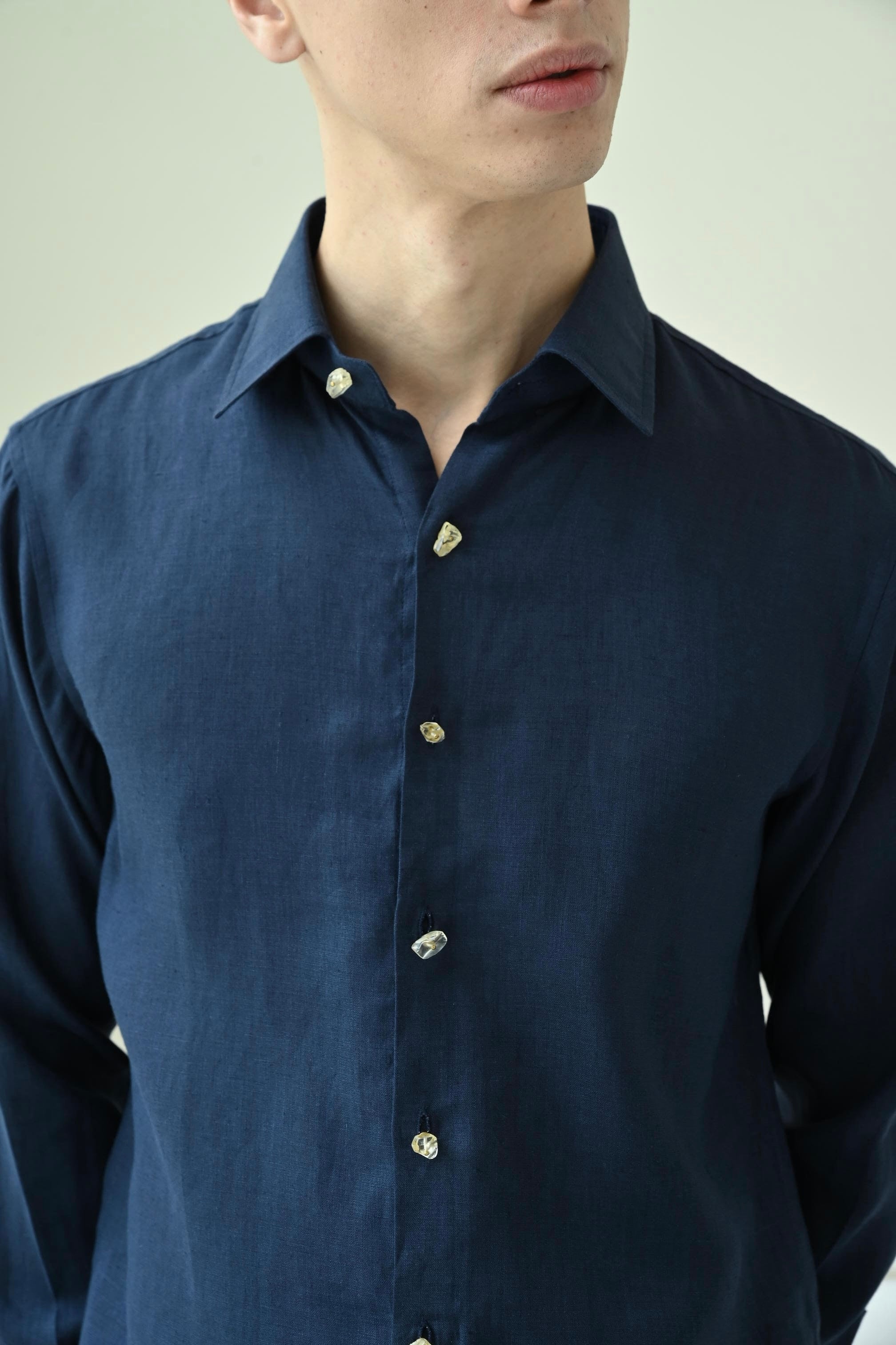 CLASSIC LINEN SHIRT - MIDNIGHT BLUE