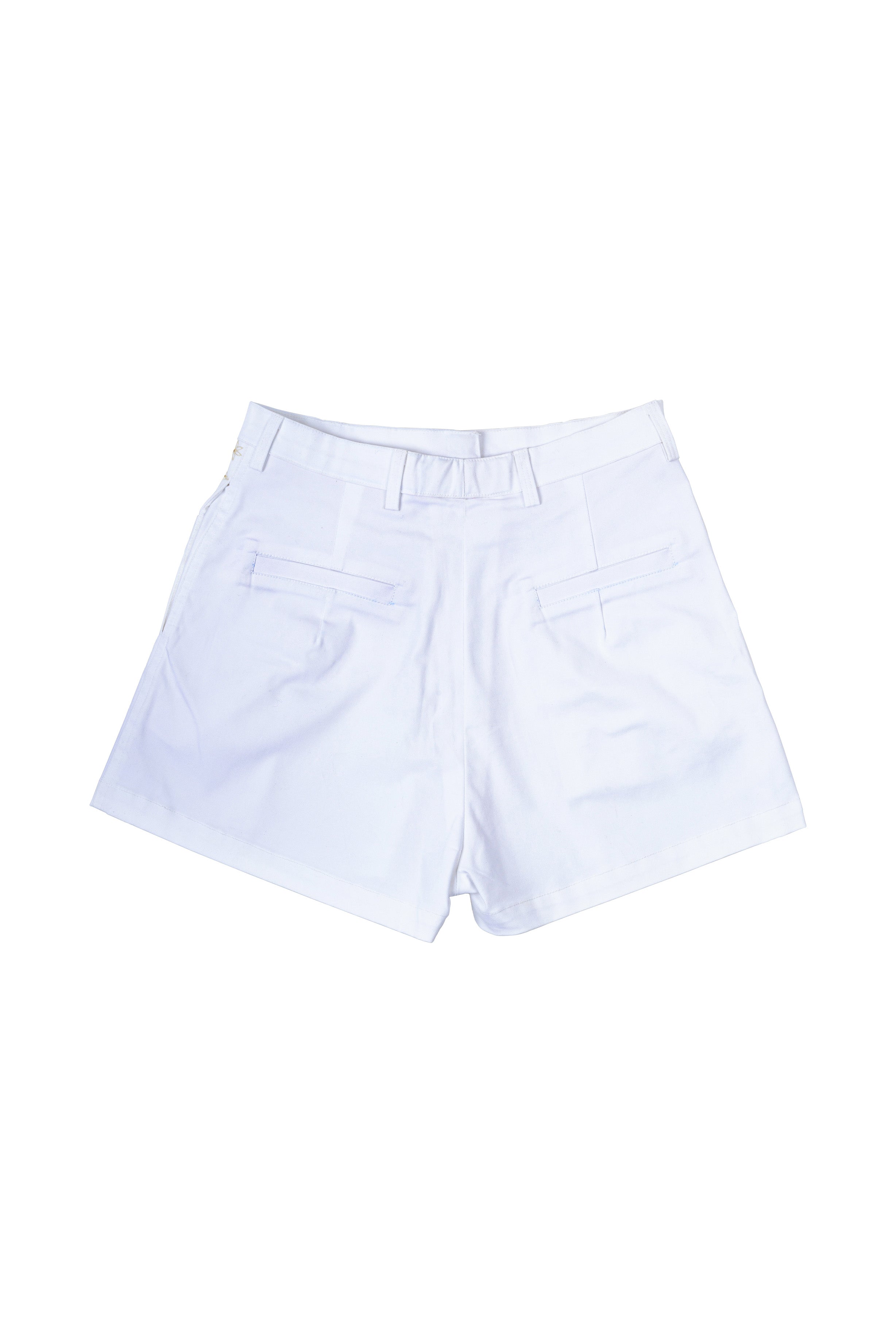 CLASSIC FIT SHORTS - POWDER WHITE