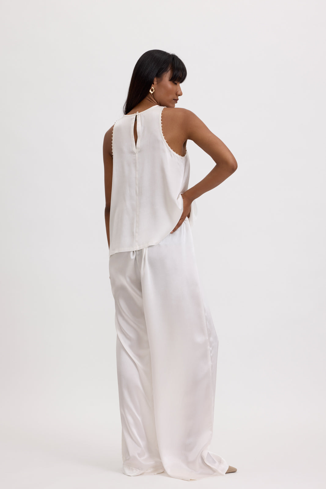 SATIN SILK TOP - POWDER WHITE