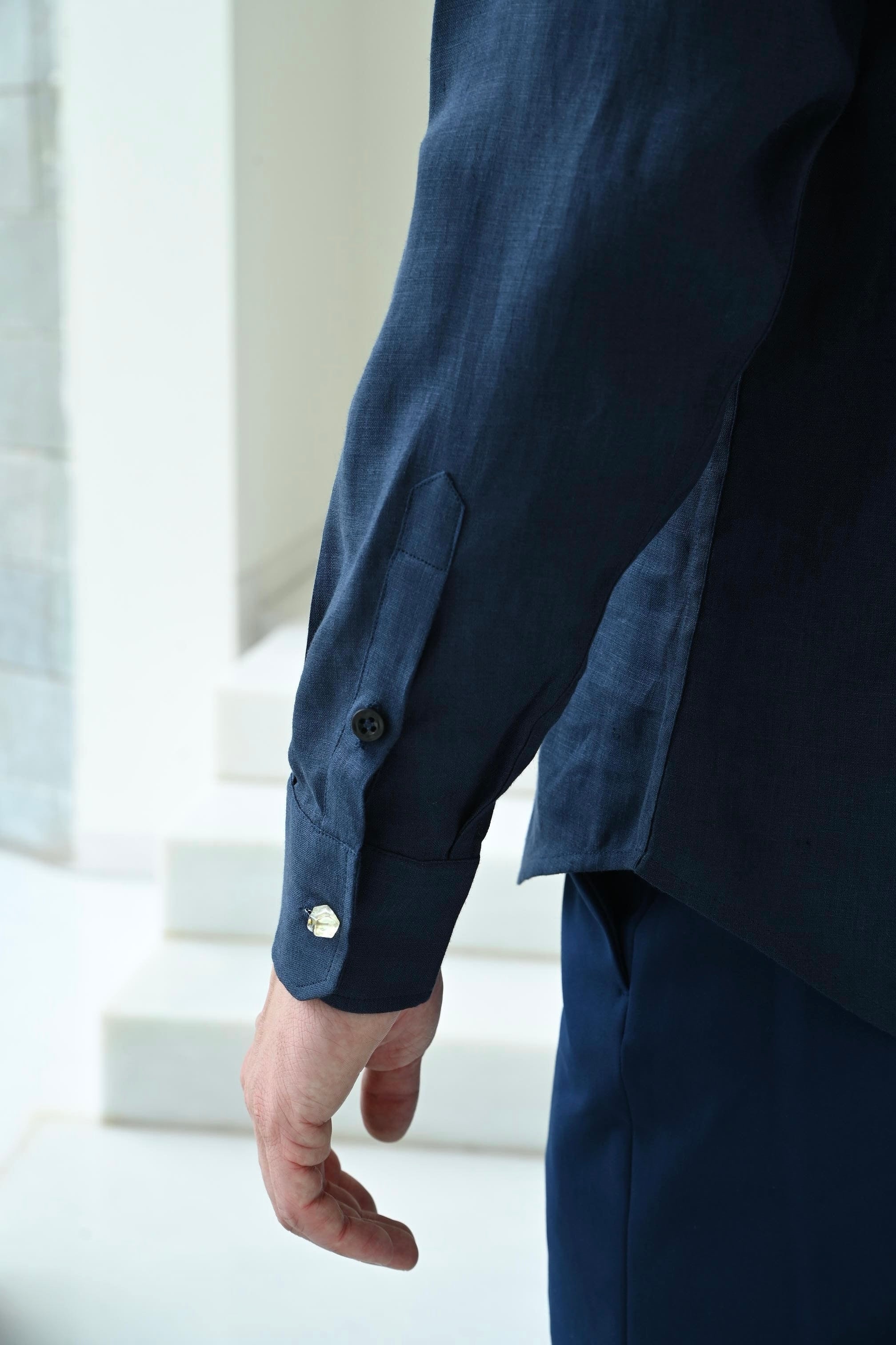 CLASSIC LINEN SHIRT - MIDNIGHT BLUE