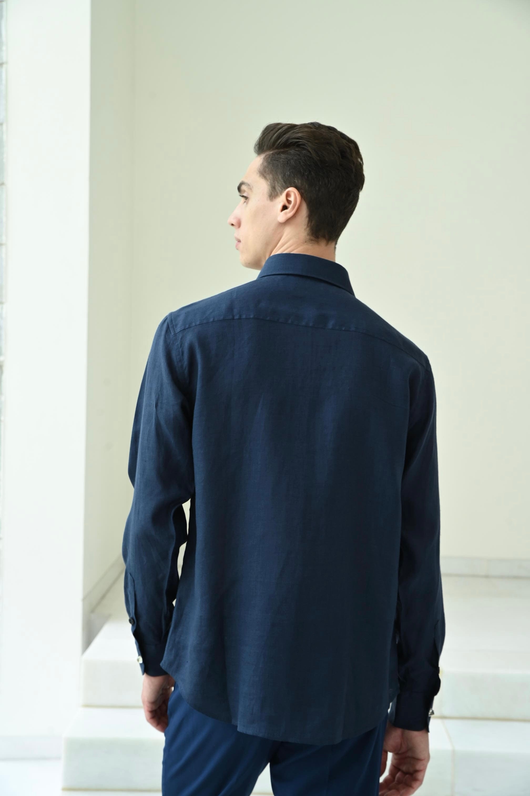 CLASSIC LINEN SHIRT - MIDNIGHT BLUE