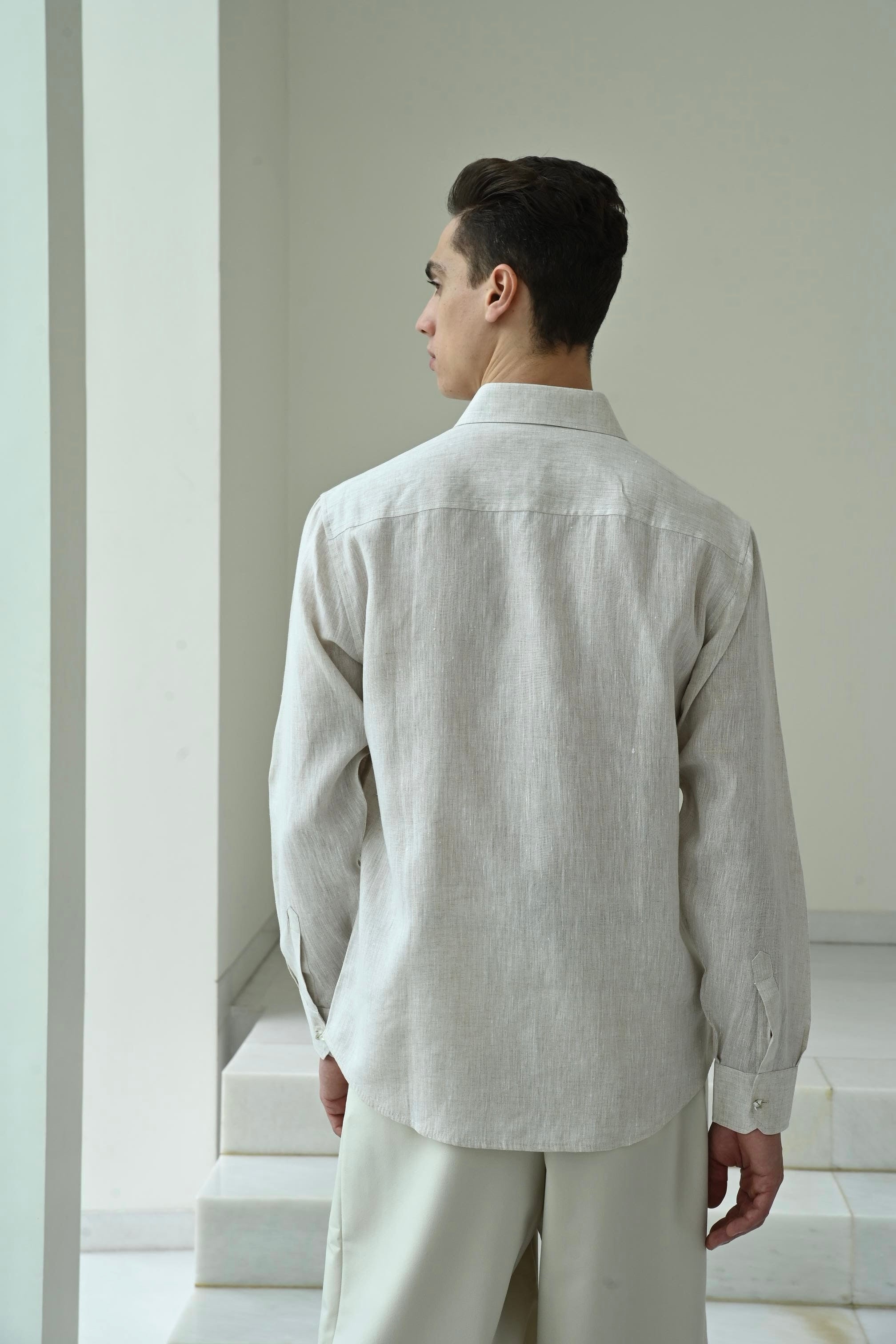 CLASSIC LINEN SHIRT - NATURAL