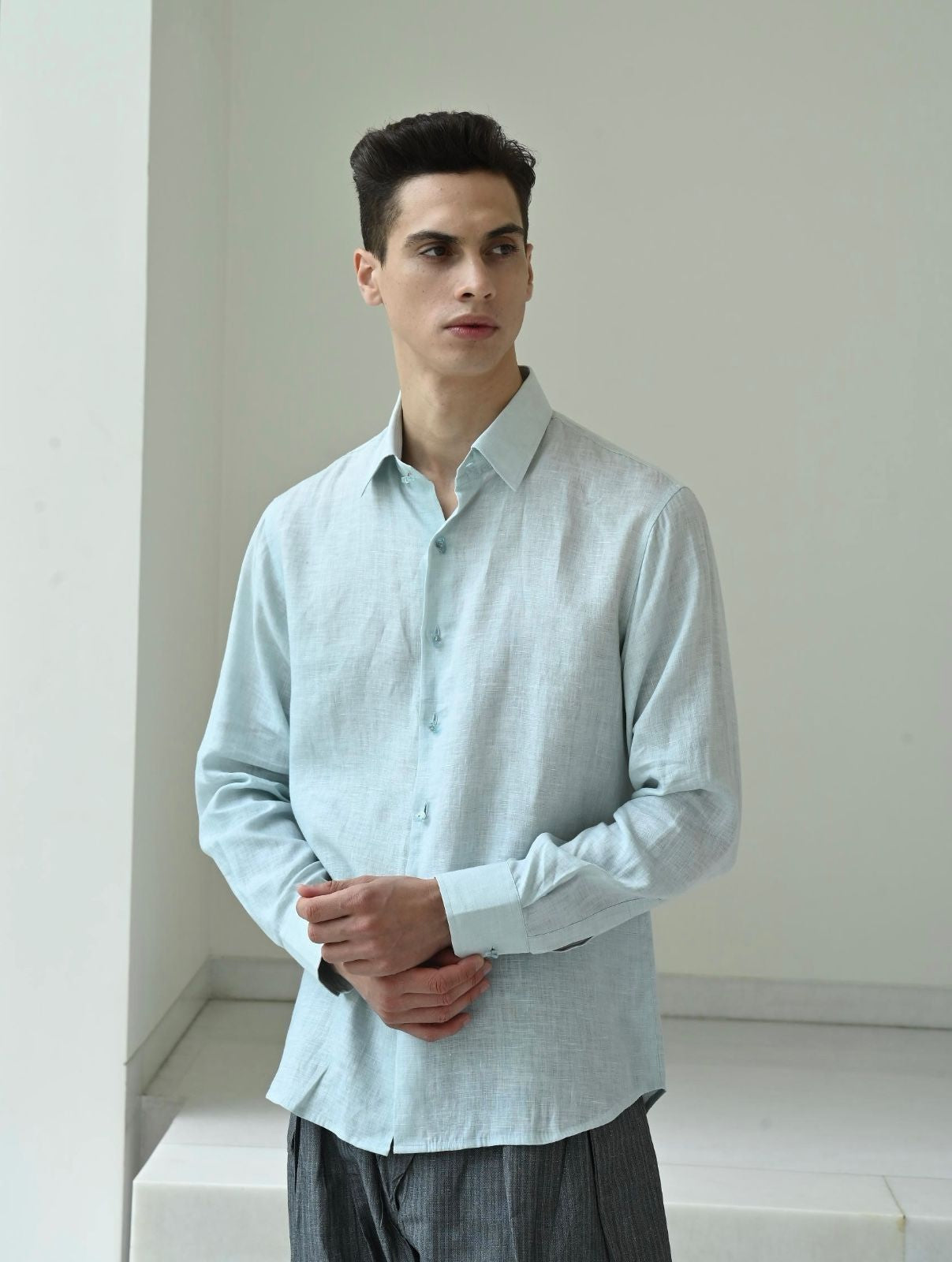 CLASSIC LINEN SHIRT - MINT BLUE