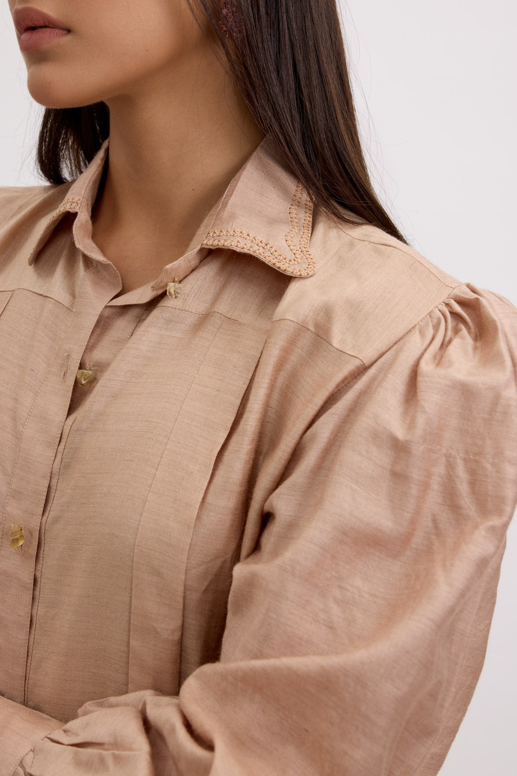 CLASSIC PLEATED SHIRT - CREAM